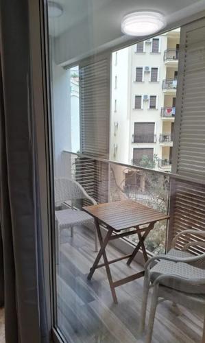 Garsonjera 250m od mora, Rafailovici