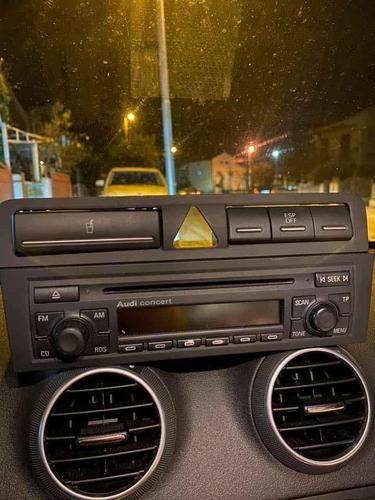 PRODAJEM FABRIČKU MUZIKO OD AUDIJA A3