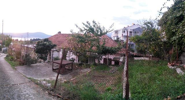 Kuca od 80m2  u Tivat, Kava