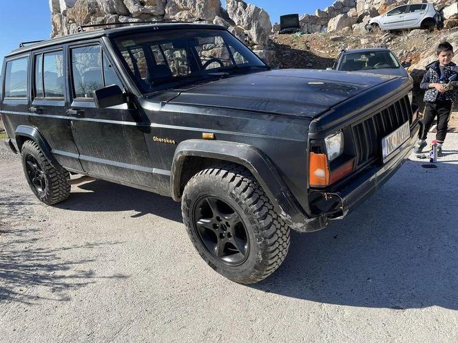 Djelovi za jeep vozila