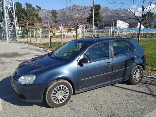 Golf 5 2.0 SDI 55 kw 2007 god