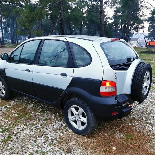 Reno senik 1.9 75kw dizel 2001god