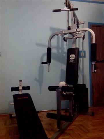 Gladijator + daska za trbusnjake