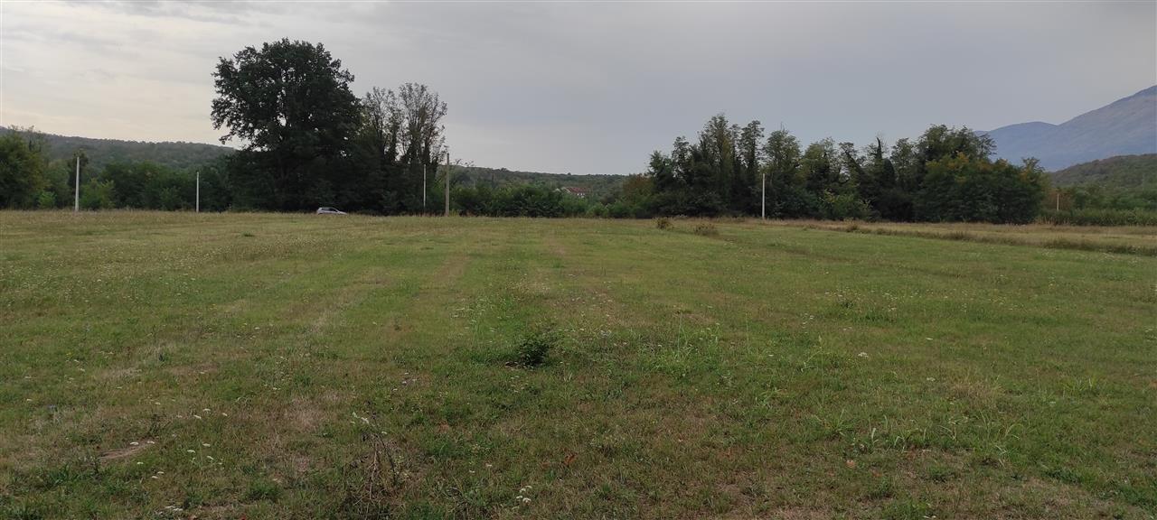 Prodaje-se-plac--Danilovgrad