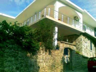 Apartmane u Sutomore na dobroj lokaciji