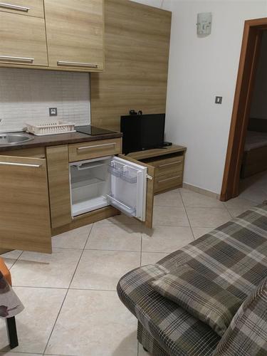 Prodaja apartmana u Bečićima