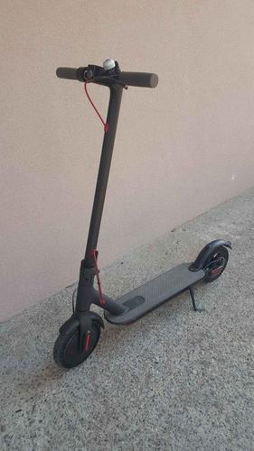 Elektricni trotinet