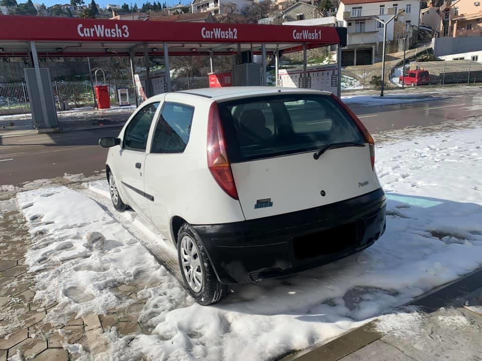 Fiat-Punto-1-9-Dizel
