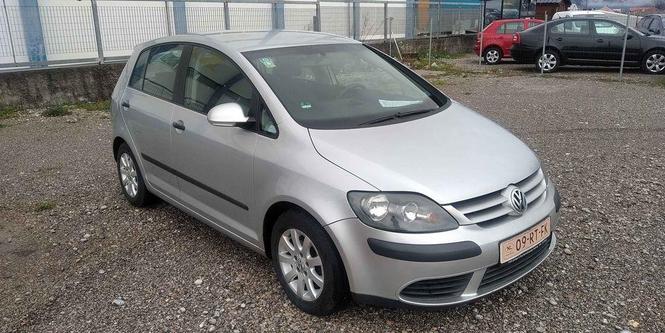 Golf 5 plus 1.9 tdi 77 kw 2005.god
