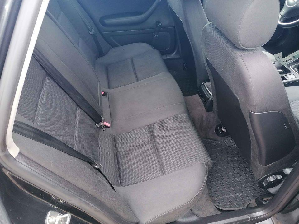 Audi-A4