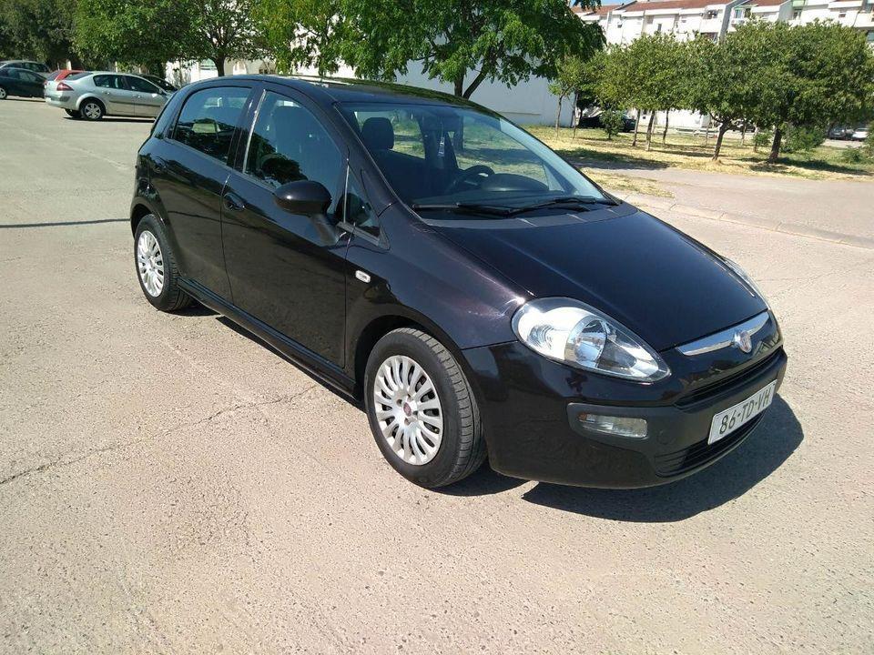 Fiat-punto-Evo-2011-god