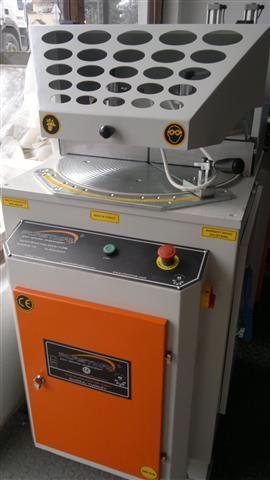 Obrada PVC I ALU stolarije-masine