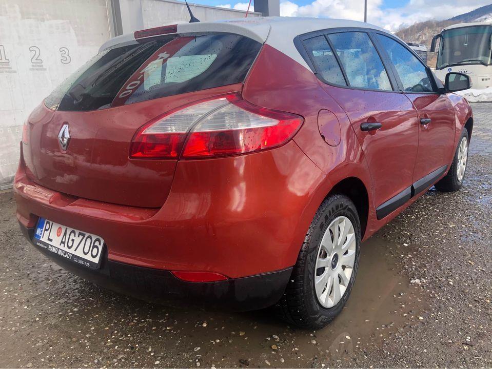 Renault-Megane-3-1-5dci--2010