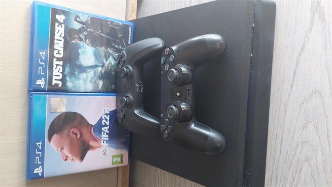 PS 4 pro 1 Tb