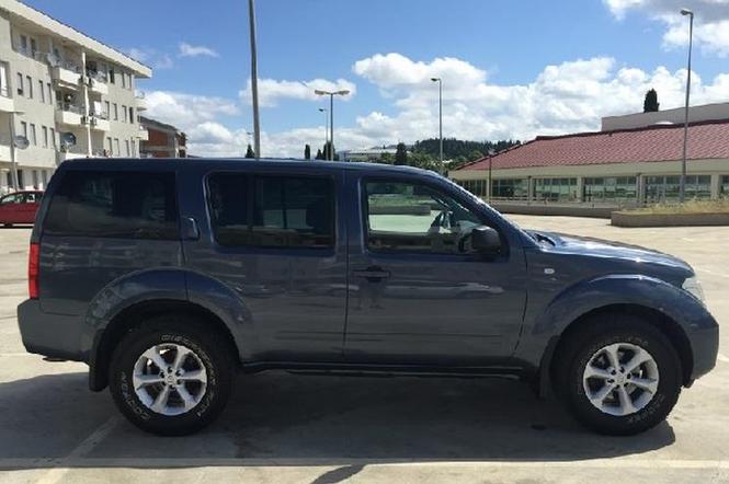 Nissan  Pathfinder 2.5 DCI -08