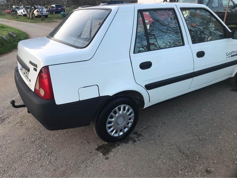 Dacia-1-9d-46kw-u-bas-dobrom-stanju-novi-kais-roleri--utegnu