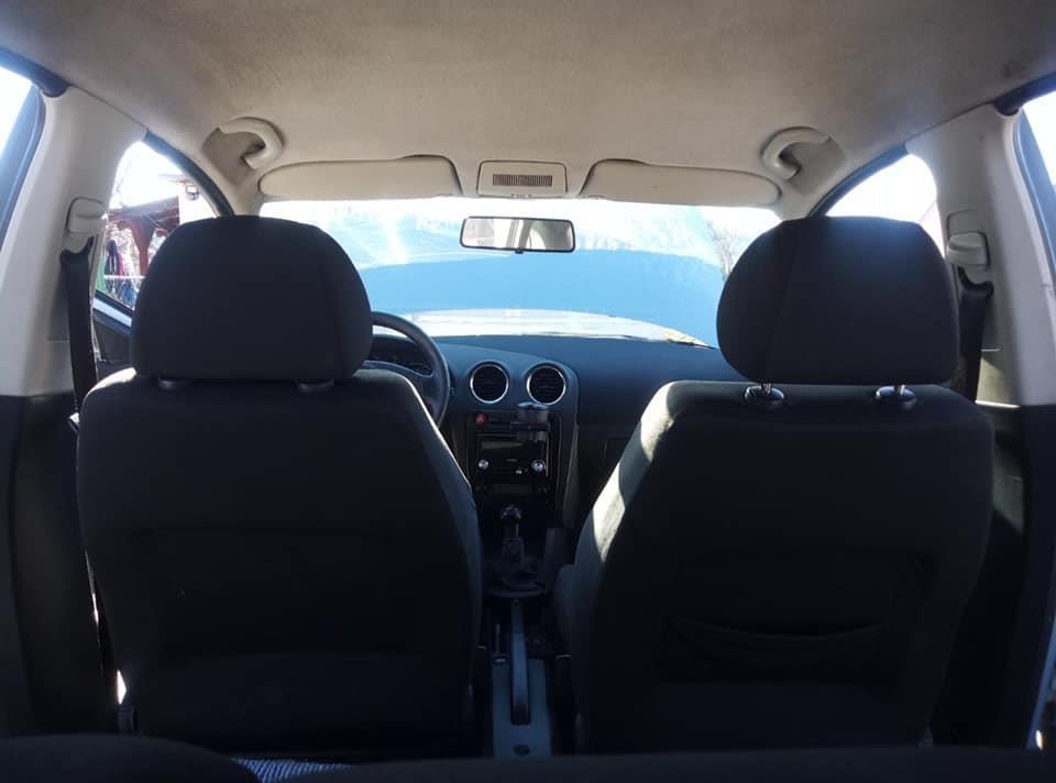 Seat-Ibiza-1-9-TDI-2002g