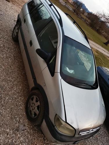 Opel zafira 1.8 16v sekvent