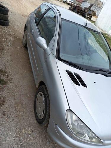 Pezo 206
