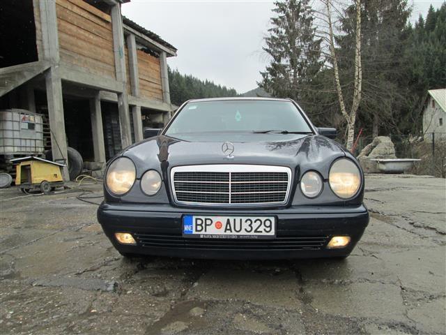Mercedes E 250 -96 