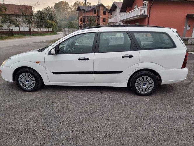 Ford Focus 1.8 Tddi 2001.god.