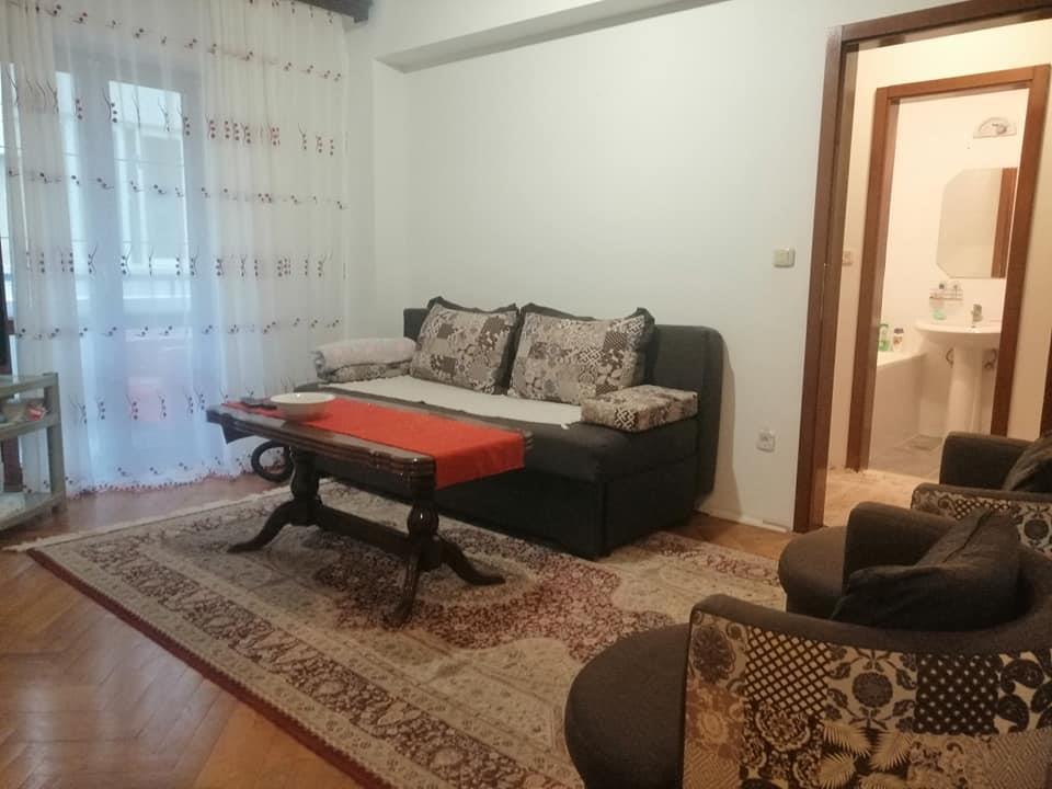 Izdajem-dvosoban-stan-kod-Tabu-kafea