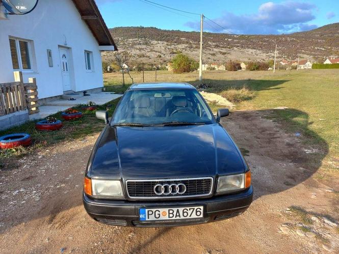 Prodajem audi b4 80 94 godiste benzin 1.6  u odličnom stanju