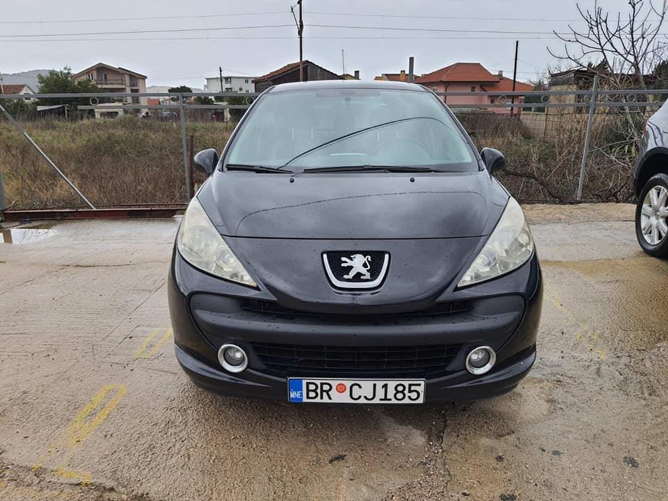 Pezo-207