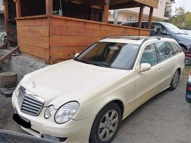 Mercedes E220 cdi 2009 god dobro stanje moguca zamjena 06985