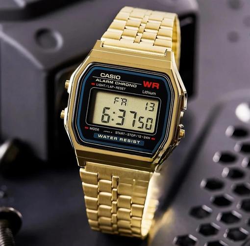 Legendarni casio replika