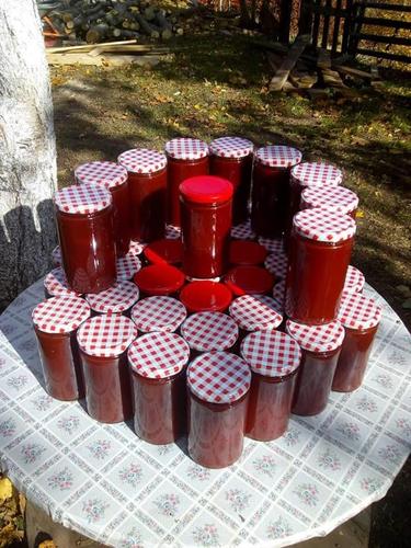 Prodajem domaći džem od šipuraka