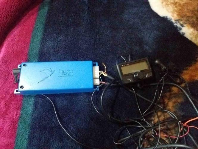 Parrot za auto