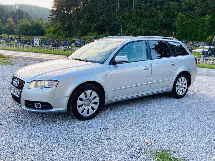 Audi-A4-2-0-tdi-automatic-7-brzina-s-line-extra-stanje-06985