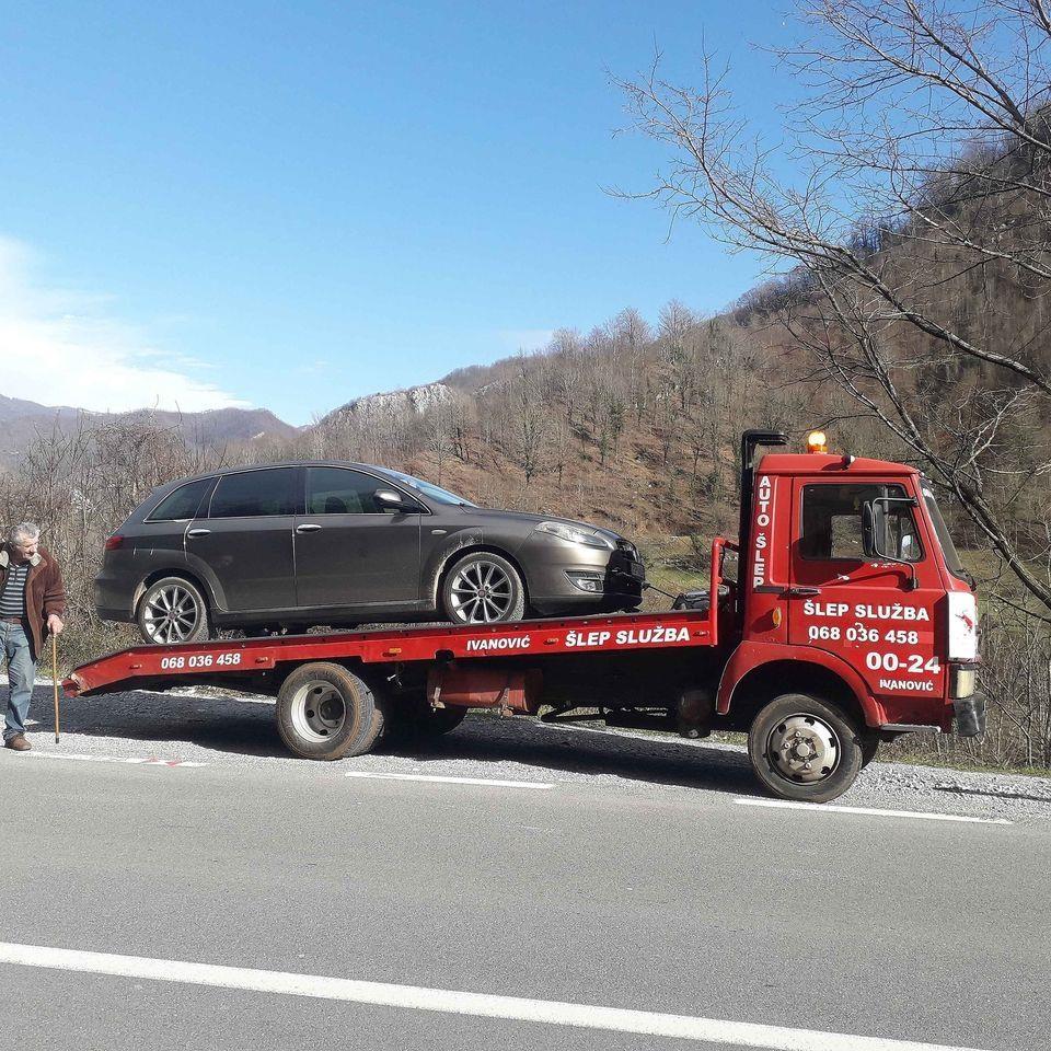 Auto-slep-Ivanovic-068036458-24H