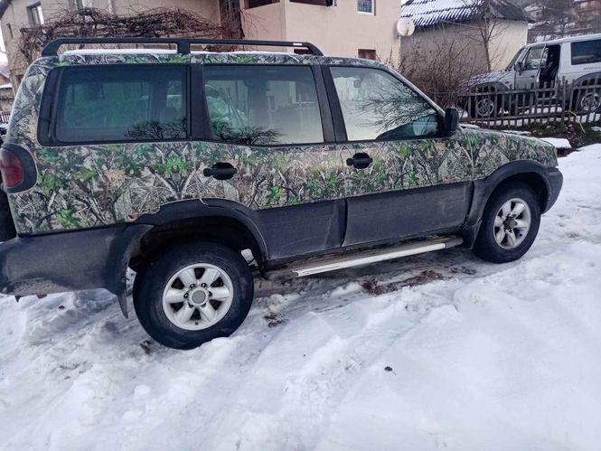 NISAN TERANO 2,7 TDI 2000 GOD