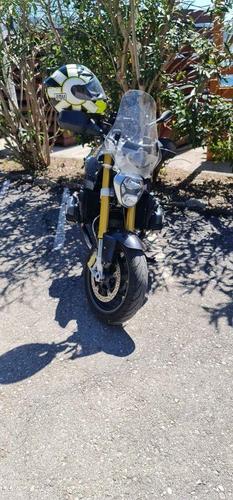 Prodajem bmw r1200r 2015god
