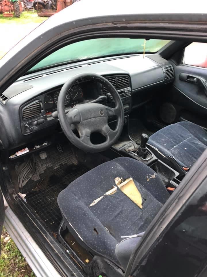 --PRODAJE-SE-VW-PASSAT-3-i-OPEL-CORSA