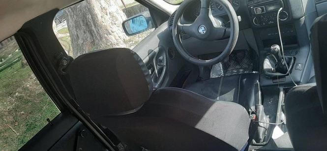 Na prodaju bmw e36 1.8 benzi