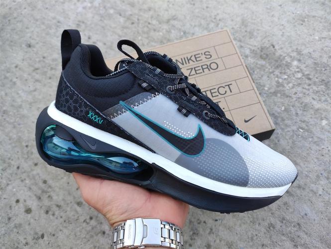 Nike Air Max