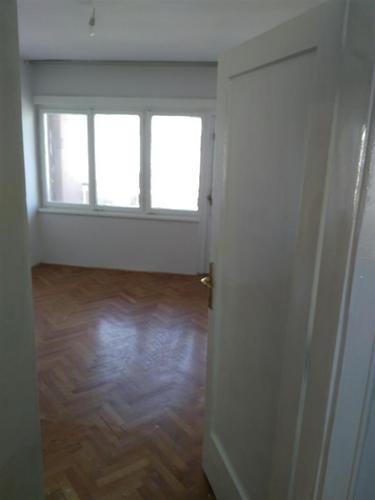 PRODAJA, KOMFORAN JEDNOSOBAN