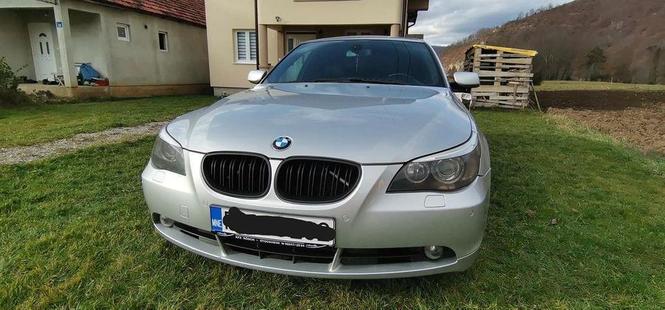 BMW 530