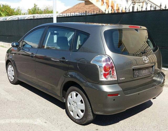 2006 toyota corola verso d4d