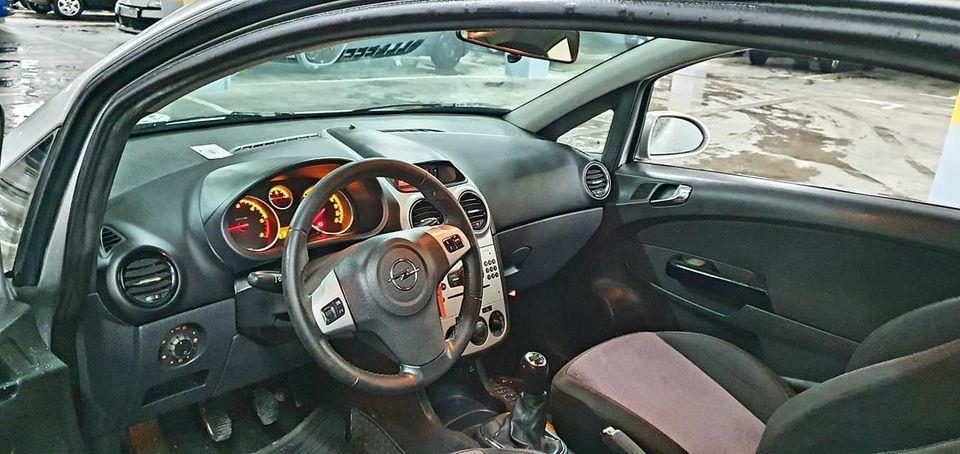 Opel-corsa
