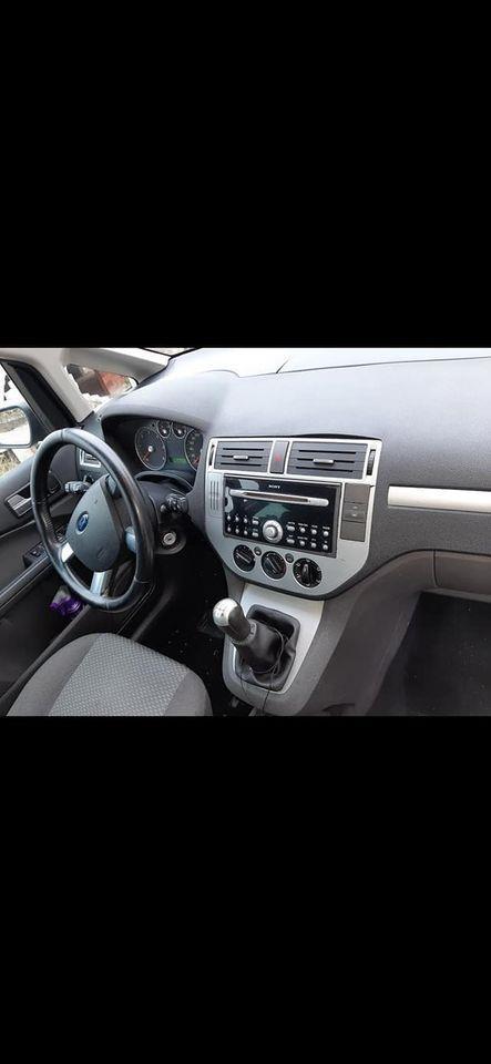 Ford-Fokus--Cmax--2007god