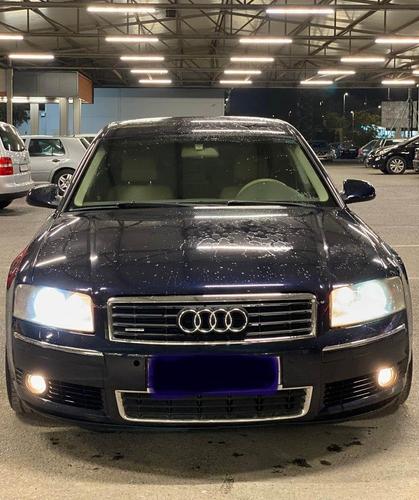 Audi A8 quattro