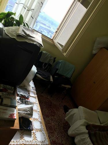 PRODAJA, DVOSOBAN SOLITER KOD VELIKE PIJACE