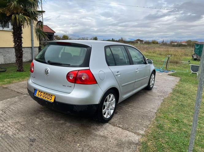 Golf 5 2.0 2004