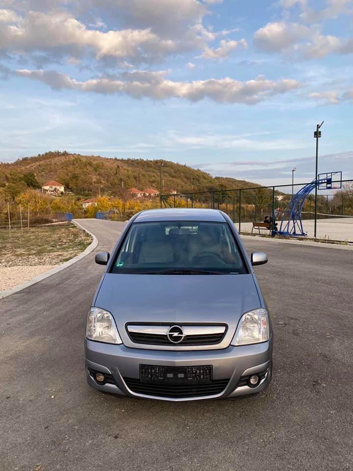 --PRODAJE-SE-OPEL-MERIVA