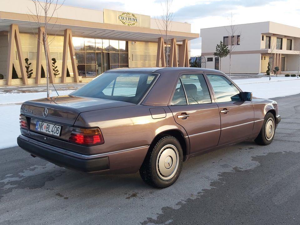 Mercedes-Benz---250--Dizel--91GOD