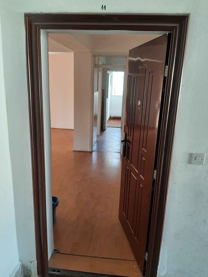 Prodajem-rtosiban-stan-povrsine-100m2-u-Makesonskom-treci-sp